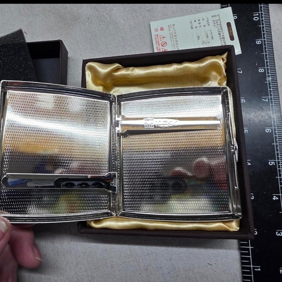 NEW! Vintage Style Marlboro Cigarette Or Money Card Case - Picture 6 of 6